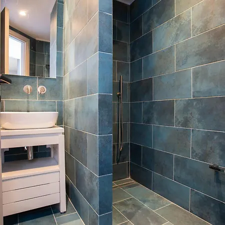 Calma Lefkada 公寓 Athánion