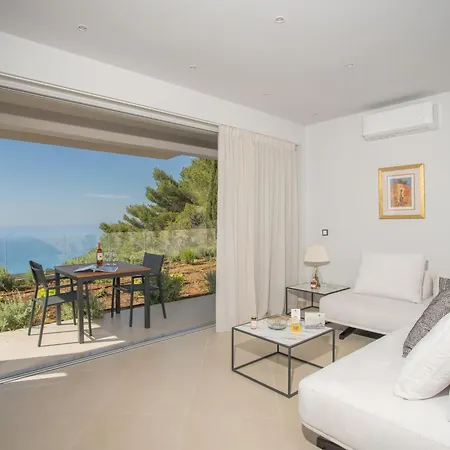Апартаменты Calma Lefkada *