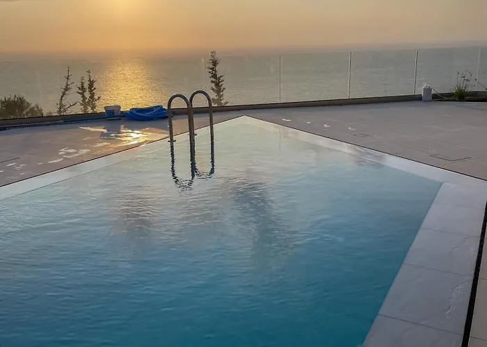 Calma Lefkada *