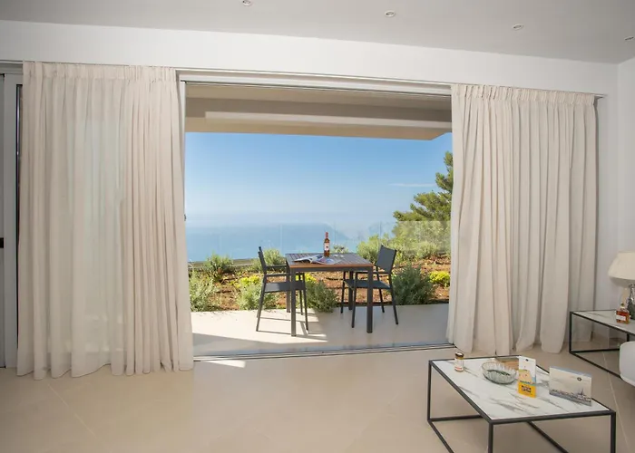 Calma Lefkada شقة Athánion